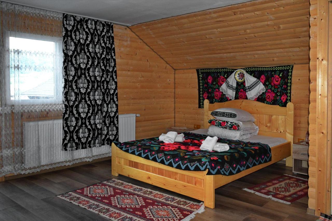 Casa Vladicu Hotel Breb Екстериор снимка