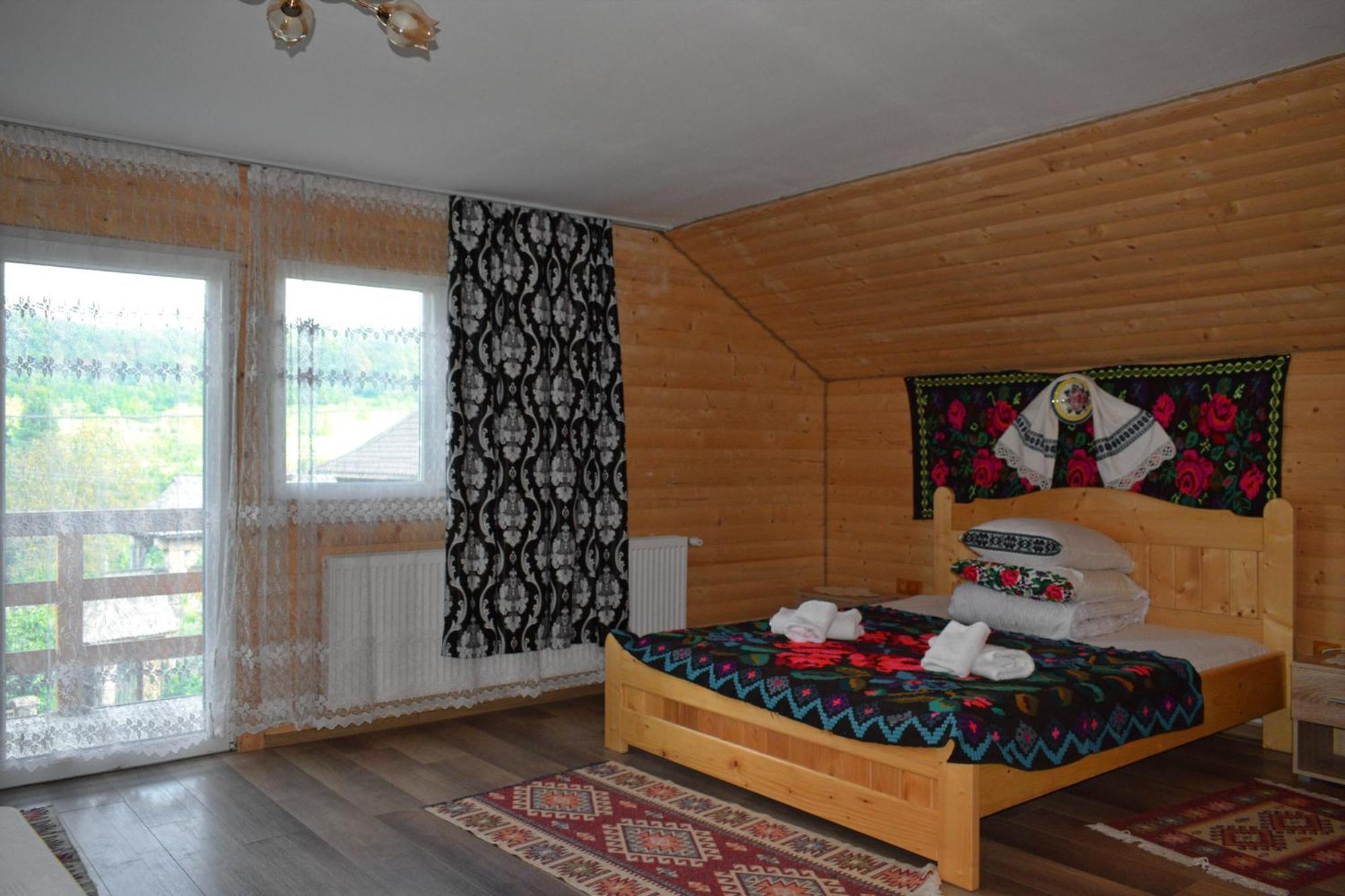 Casa Vladicu Hotel Breb Екстериор снимка